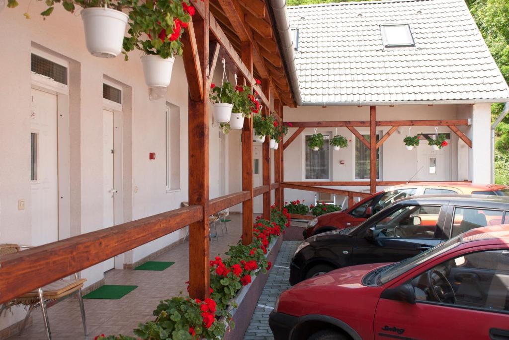 Polonia Apartman Appartement Egerszalók Buitenkant foto