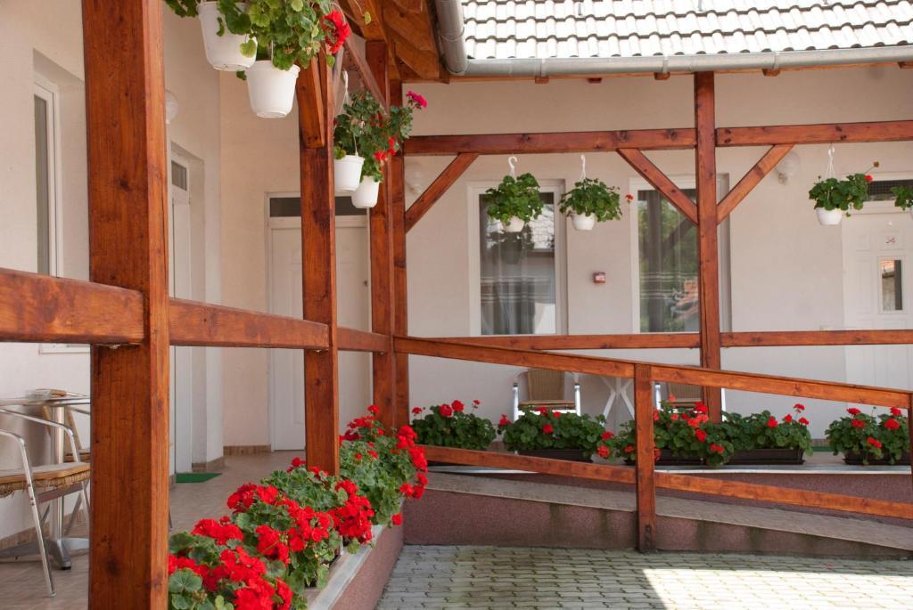 Polonia Apartman Appartement Egerszalók Buitenkant foto