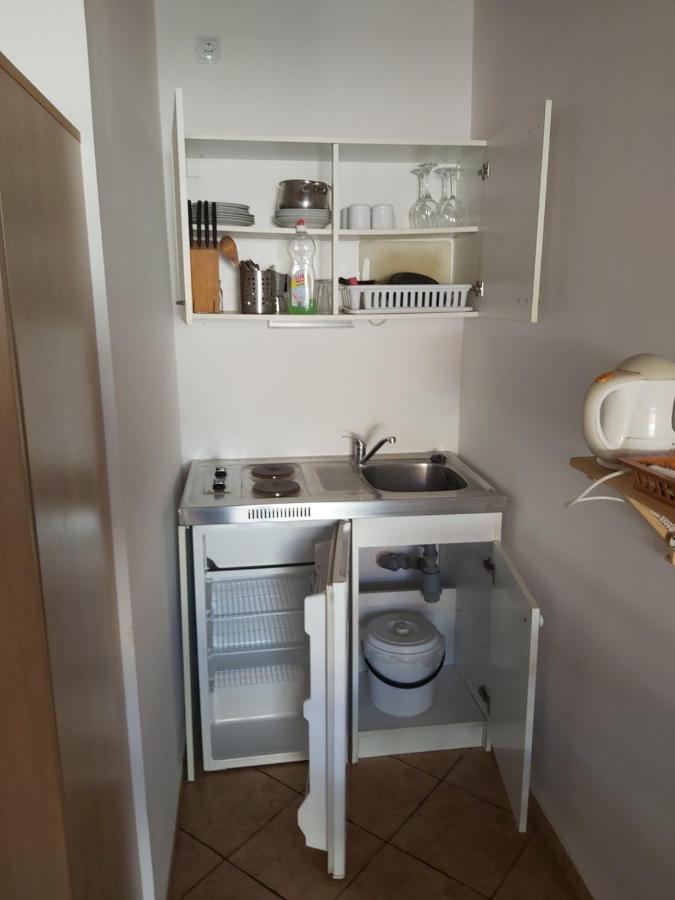 Polonia Apartman Appartement Egerszalók Buitenkant foto